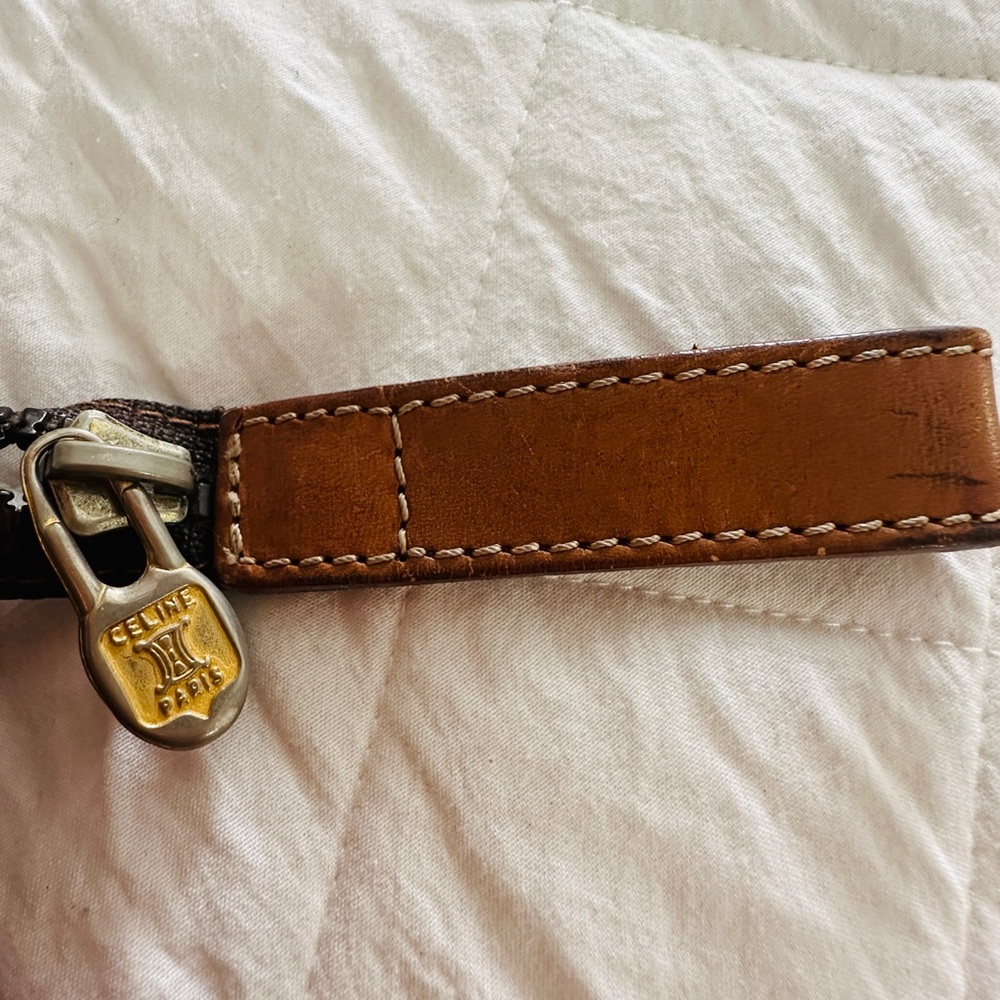 CELINE TRIOMPHE VINTAGE CANVAS & LEATHER CLUTCH BAG - Picture 6 of 9